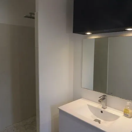 Joli Mazet Entre Montpellier Et Nimes Apartment Aimargues Exterior photo